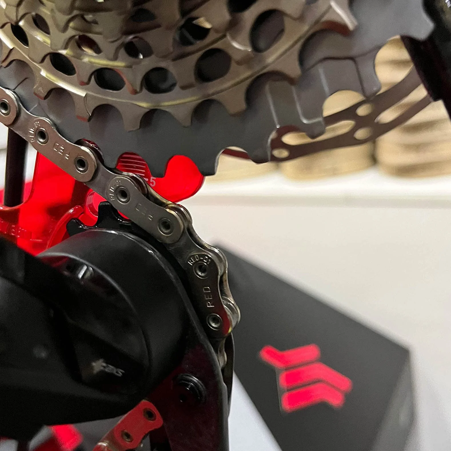 Attrezzo di regolazione della distanza tra le catene per deragliatore posteriore SRAM Road e XPLR AXS Road, calibro regolabile per tutti gli SRAM ETAP AXS 26-44.