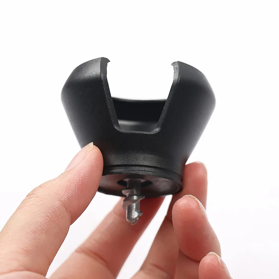 2 Pz Palla da Golf Pick Up Retriever Grabber Artiglio Sucker Tool 3-Prong Ventosa Ball Grabber Claw Ball Golf Accessorio (Colore: Nero)