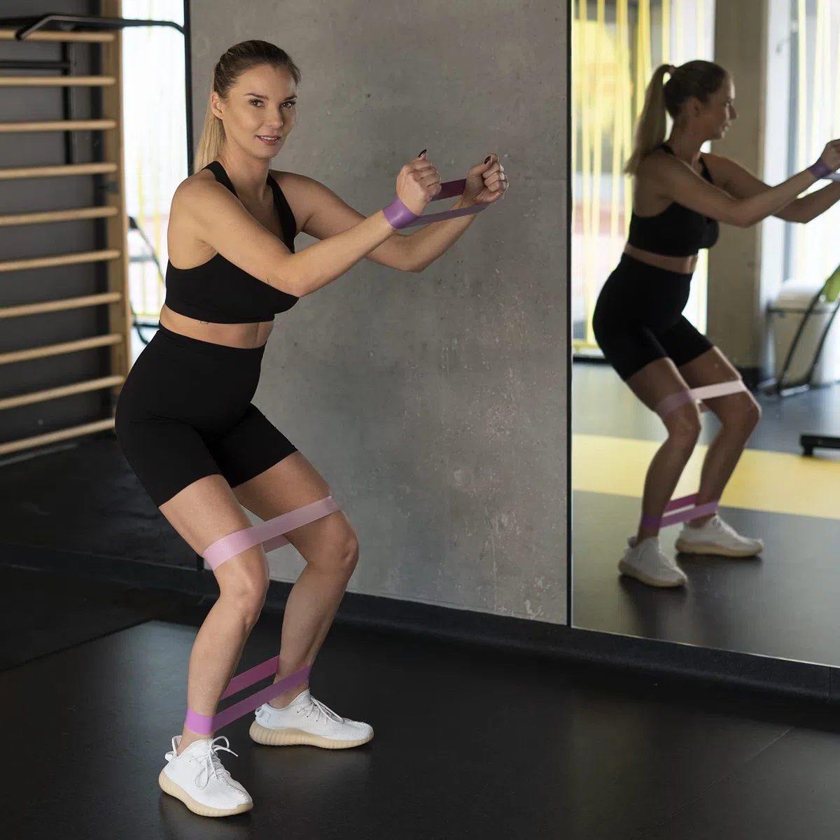 MOMO WAY Banda Elastica Set di 3 Fasce Elastiche Di Resistenza Con 3 Livelli Di Resistenca Fasce Elastiche Fitness Per Crossfit Yoga Pilates Stretching Rosa e Grigie