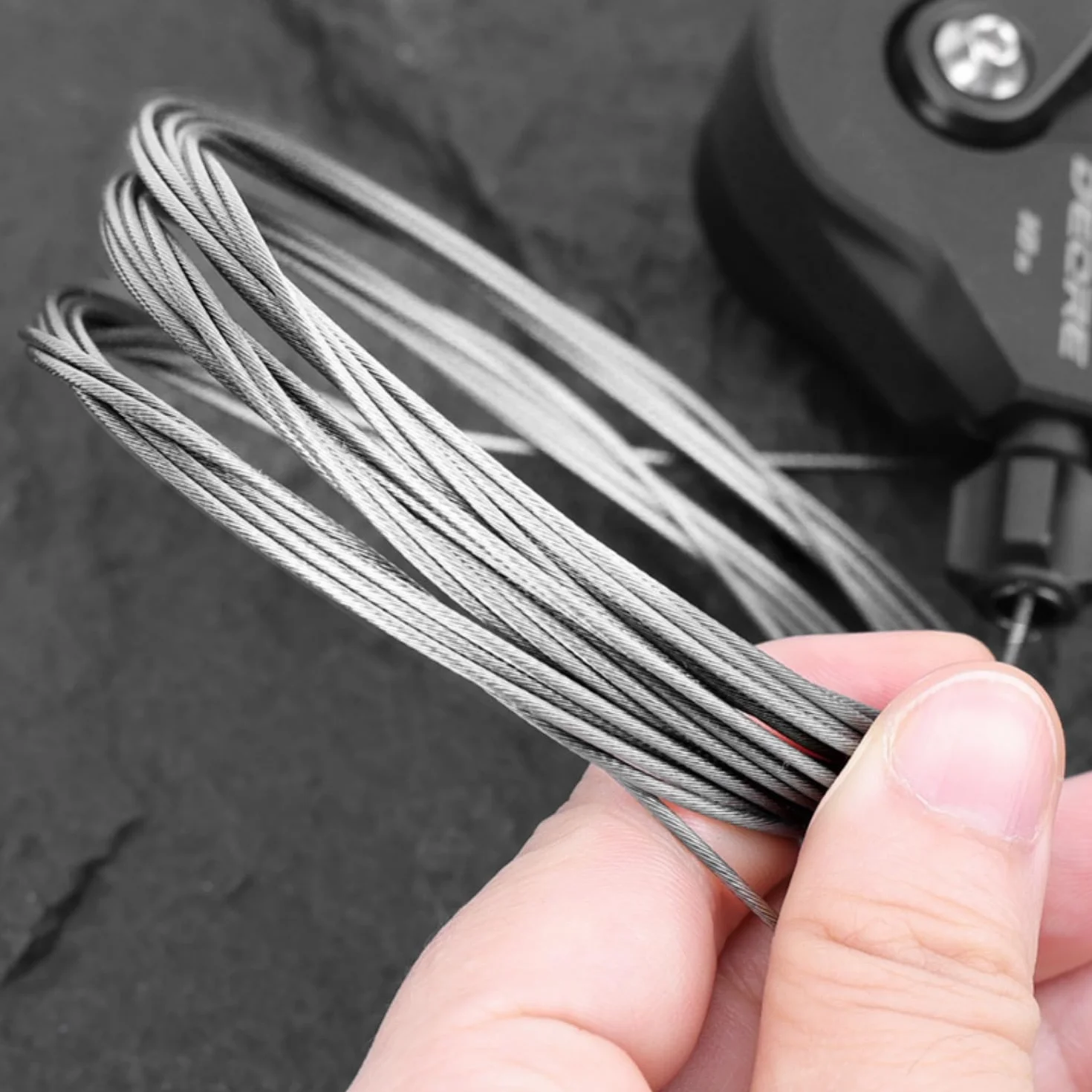 Cavo del cambio universale per bicicletta, confezione da 2 pezzi, cavo in acciaio inox, Ø 1,2 mm x 2100 mm, set completo per deragliatore su bici da corsa, mountain bike, city bike