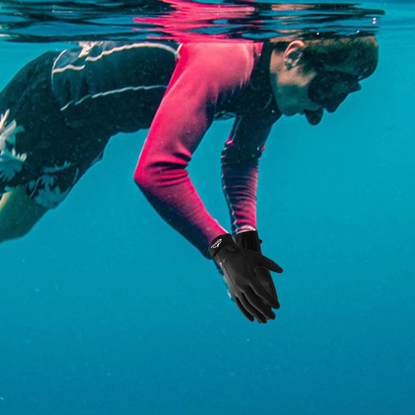 Guanti da Sub - Guanti da Sci d'Acqua - Guanti Impermeabili con Adesivo Regolabile, Particelle Antiscivolo in Silicone e Doppio Uso per Terra e Mare per Ciclismo, Immersioni, Pesca, Immersioni